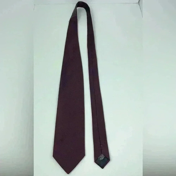 ARMANI COLLEZIONI 100% Silk Necktie Maroon Red Handmade Formal Office Prof - Picture 1 of 15